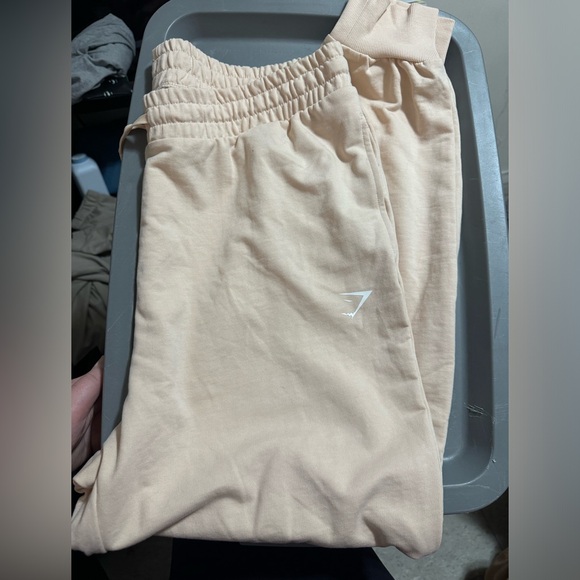 Gymshark Sweats - Picture 1 of 1